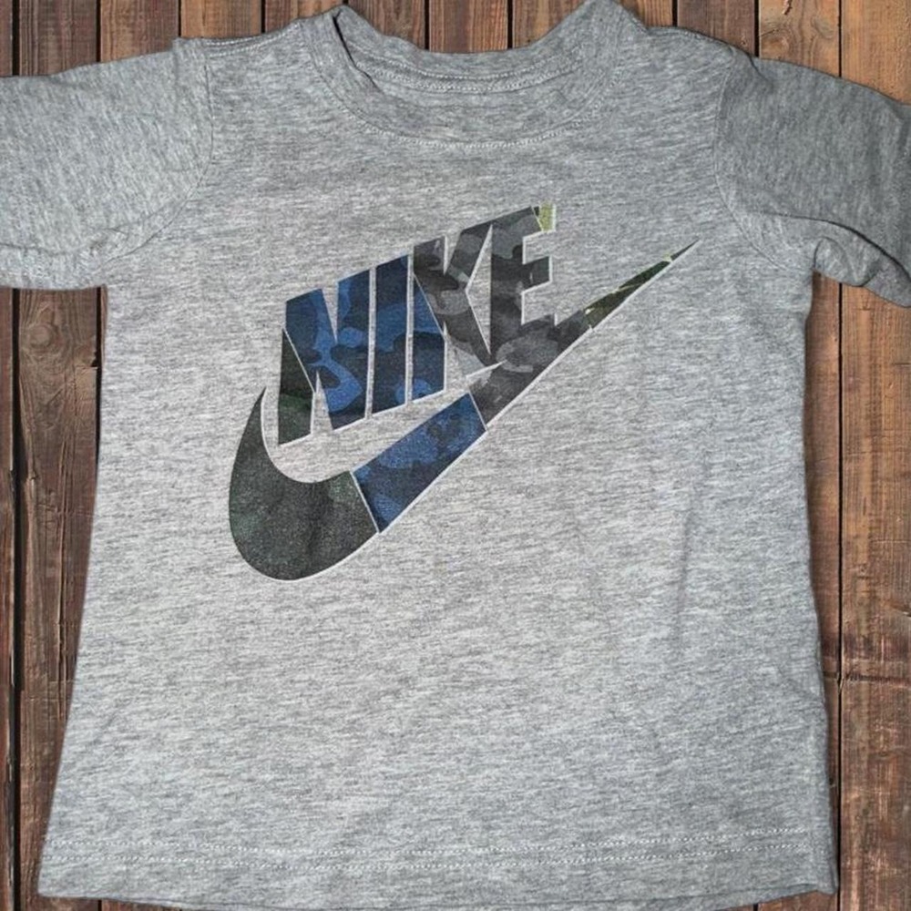 Nike Gray Baby Tee Camo Swoosh Logo Short Sleeve Shirt Size 4